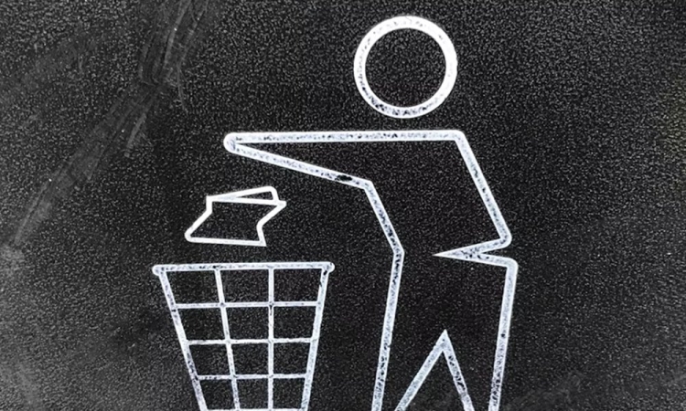 Miért mindig a férfiak felejtik el a szemetet?