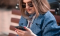 Mi&eacute;rt v&aacute;lnak a nők k&ouml;nnyebben okostelefon‑f&uuml;ggőv&eacute;? &ndash; Amit a kutat&aacute;s mond