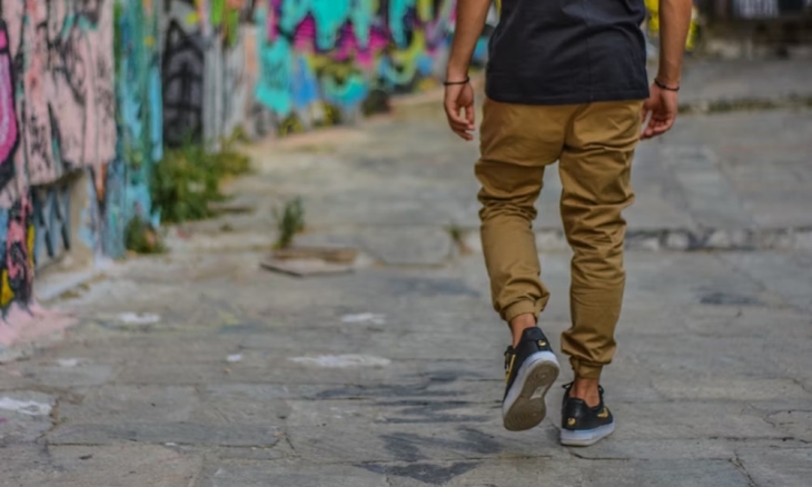 A fing&oacute;s s&eacute;ta tudom&aacute;nya